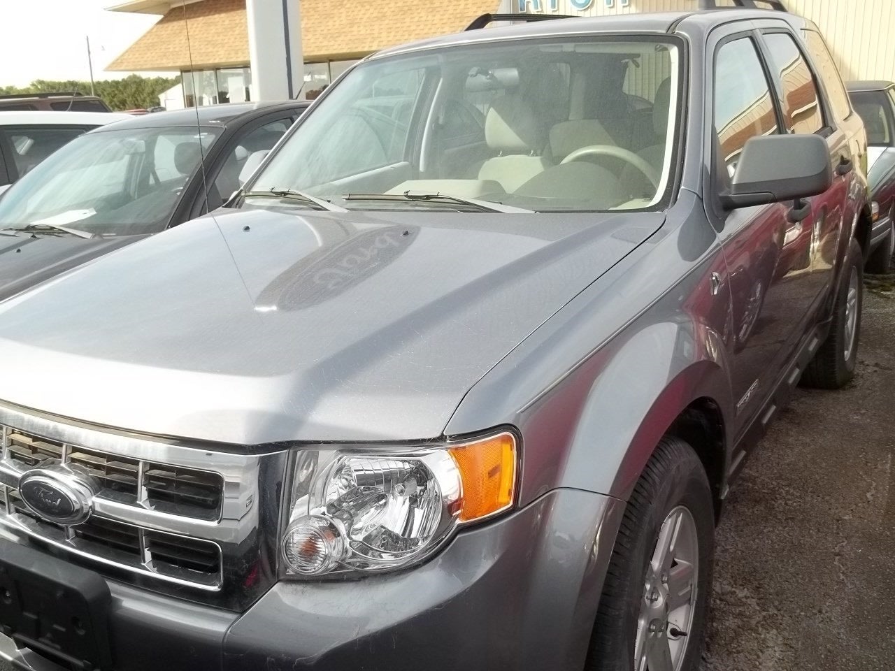 2008 Ford Escape — side profile view